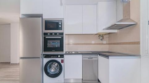 Foto 4 de Piso en venta en Eva Yerbabuena, 1, Ogíjares, Granada