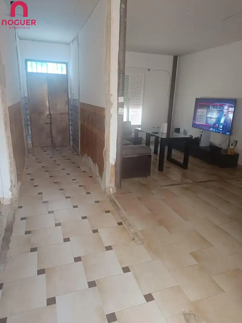 Casa adosada en venda en Córdoba amb Aire condicionat, Terrassa i Traster