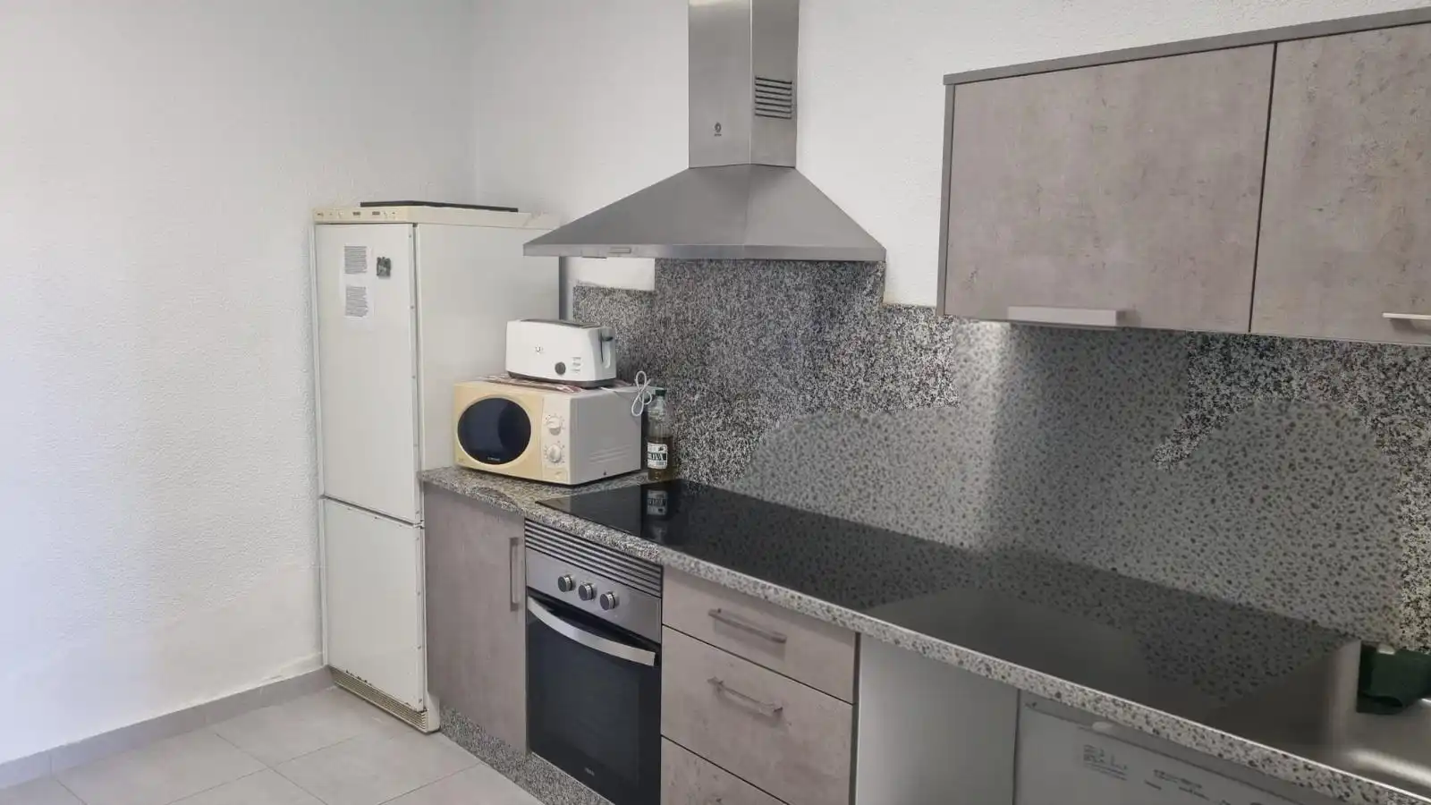 Cuina de Casa o xalet en venda en Murcia amb Aire condicionat, Calefacció i Jardí privat
