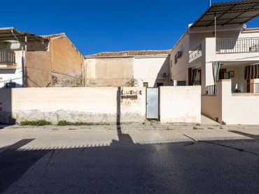 Wohnbaugrundstück zum Verkauf in Calle Ordesa 52