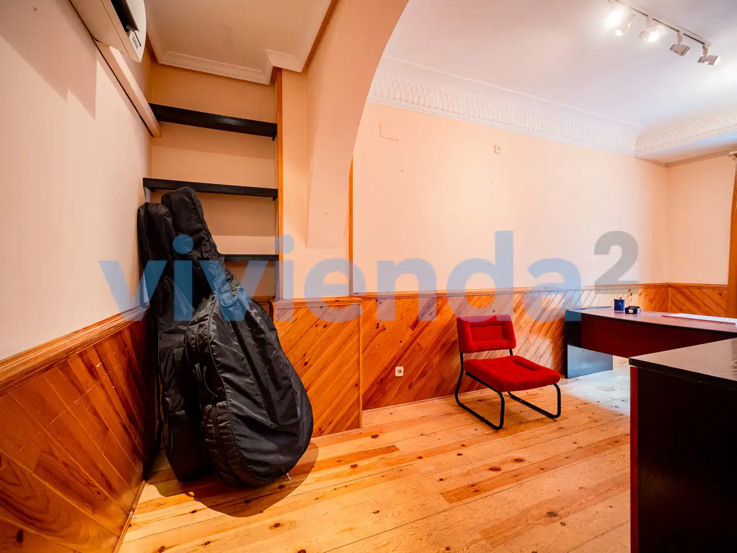 Schlafzimmer von Büro zur Miete in Madrid mit Klimaanlage, Heizung und Terrasse