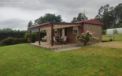 Vista exterior de Casa o xalet en venda en Cambre  amb Jardí privat