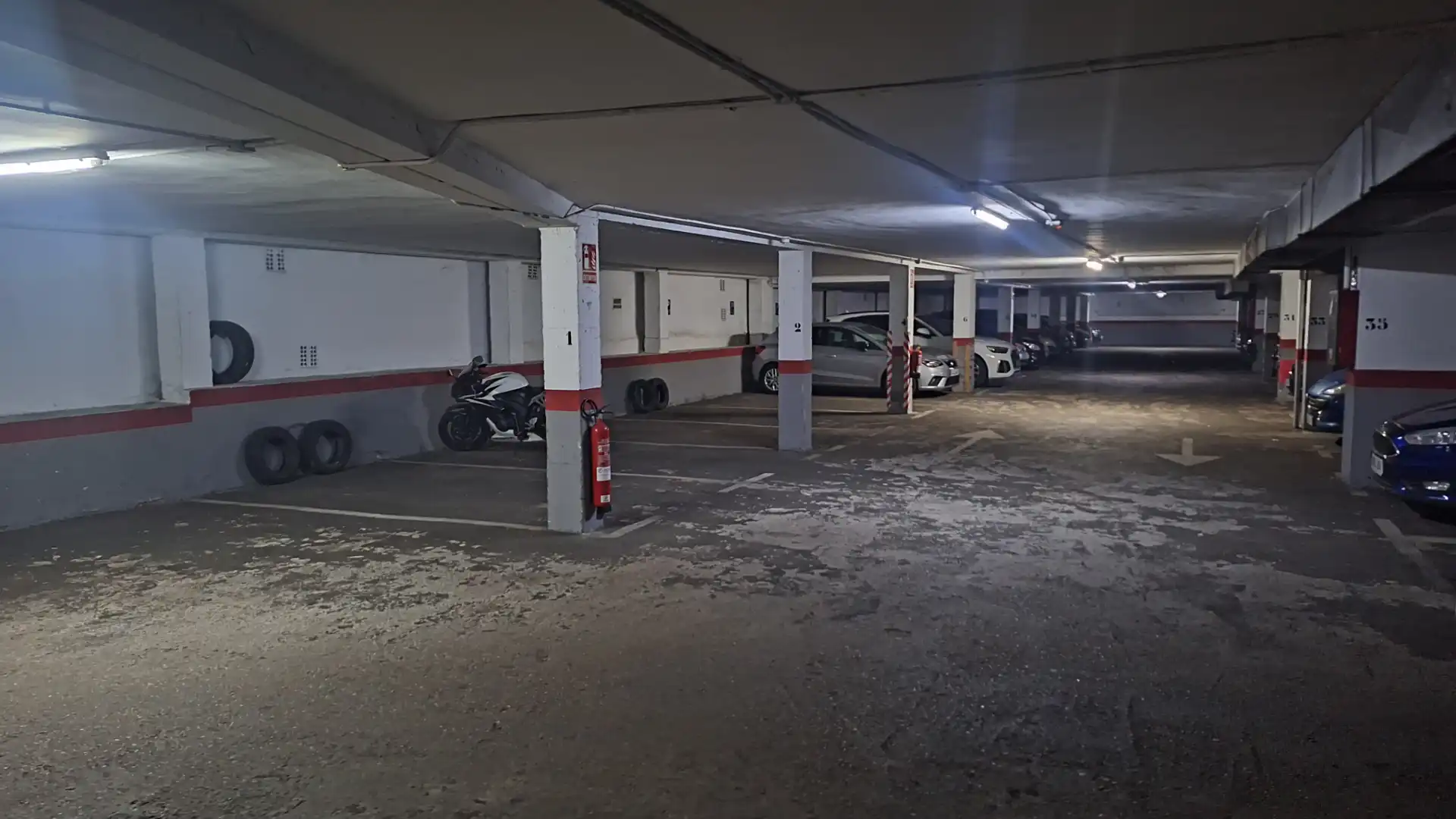 Garage for rent in Burgos, Burgos