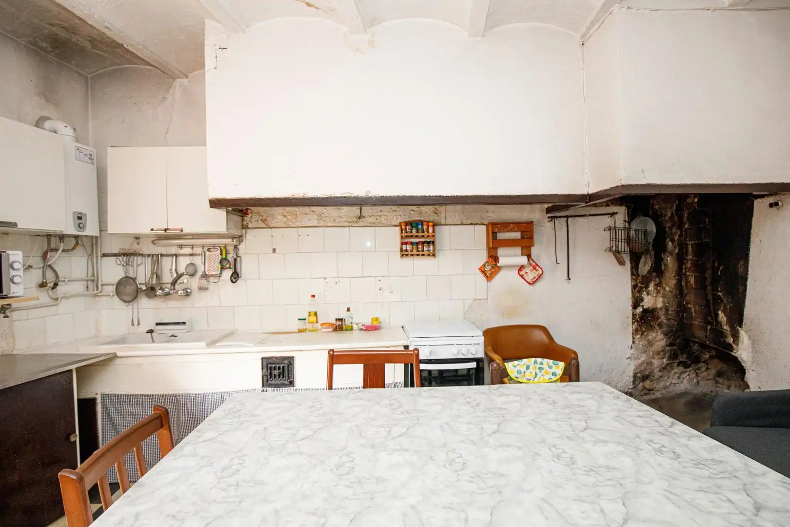 Cuina de Casa adosada en venda en Palau de Santa Eulàlia amb Jardí privat, Terrassa i Traster