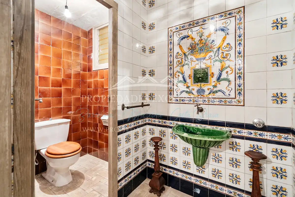 Badezimmer von Haus oder Chalet zum Verkauf in Alella mit Klimaanlage, Heizung und Privatgarten