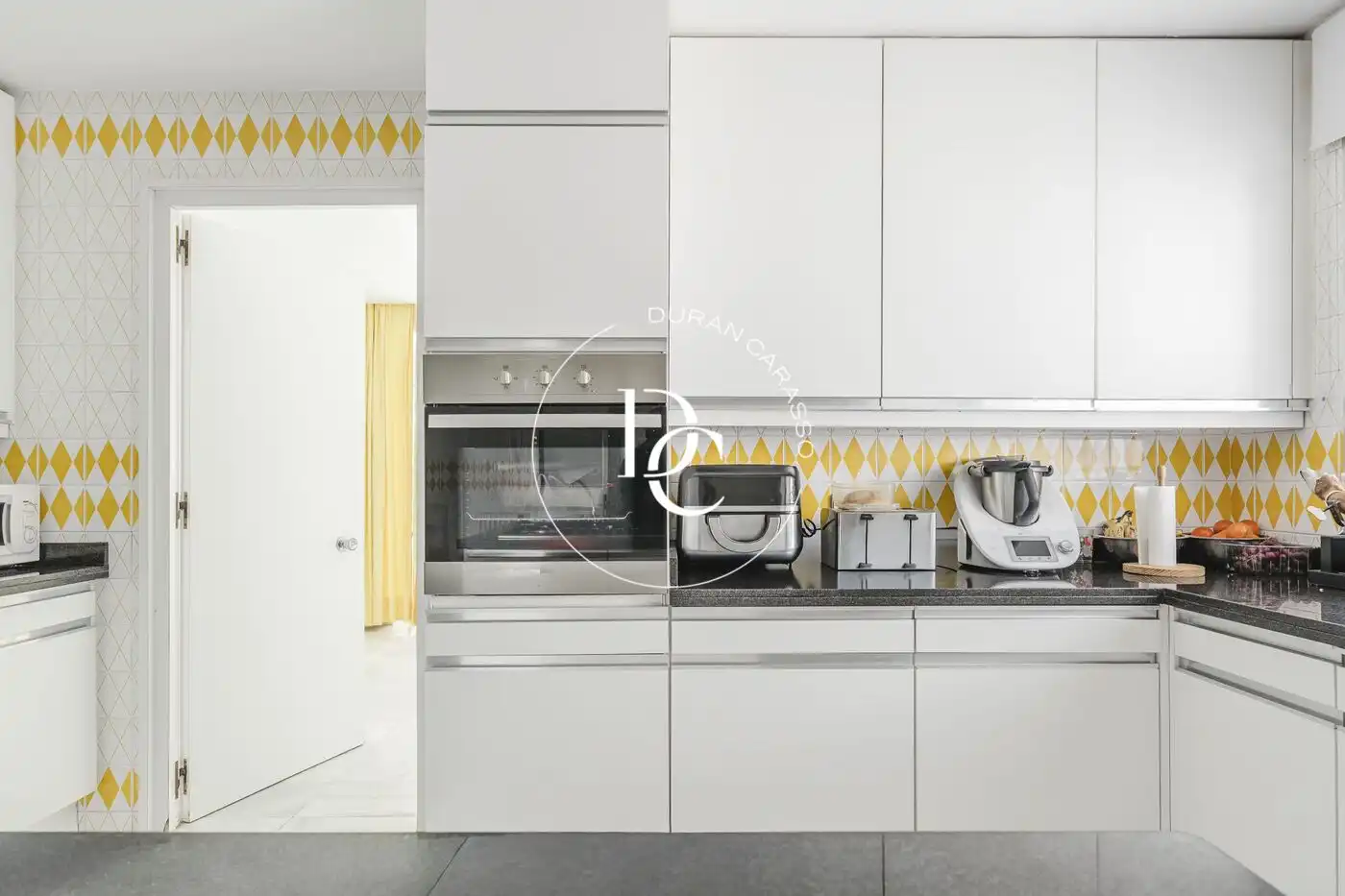 House with pool for sale in Plaça Torremoruna, imagen 19