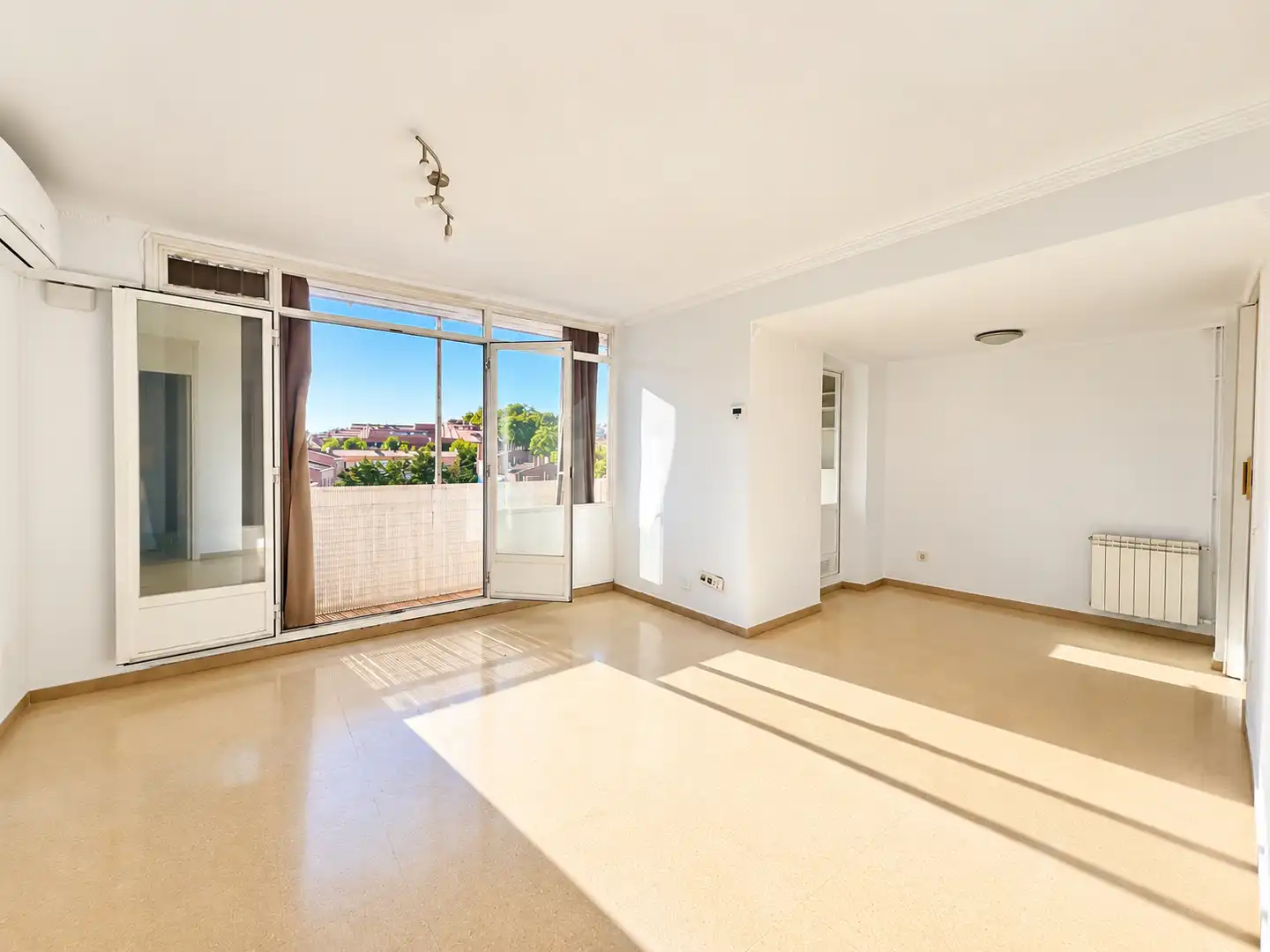 Piso con terraza en venta en Carrer de Vergara 10, imagen 2