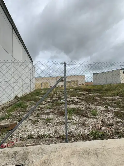 Industriegrundstück zum Verkauf in La Carlota, imagen 3