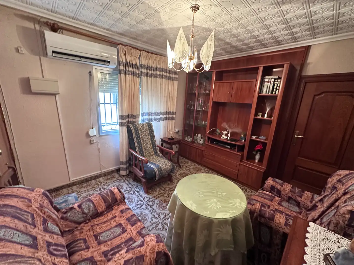 Wohnzimmer von Wohnung zum Verkauf in Jaén mit Klimaanlage, Abstellraum und Möbliert