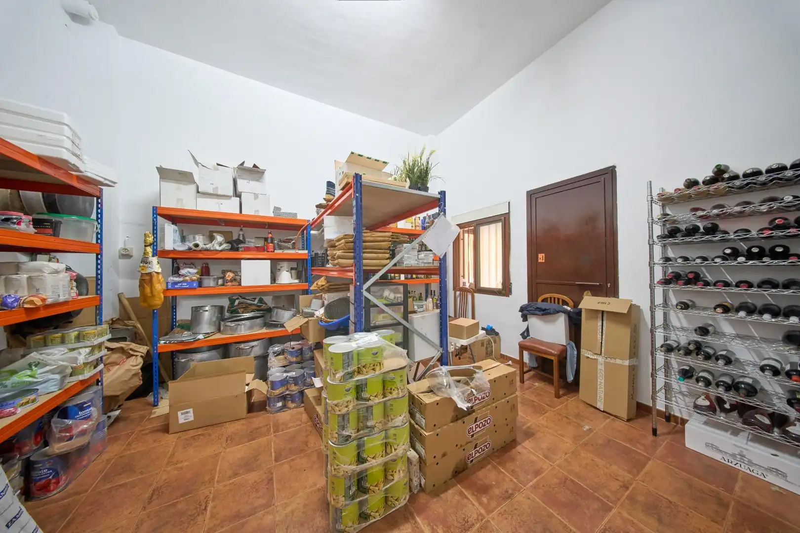 Buildings for sale in Quesada