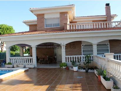 Exterior view of House or chalet for sale in Calafell  with Heating, Private garden and Terrace