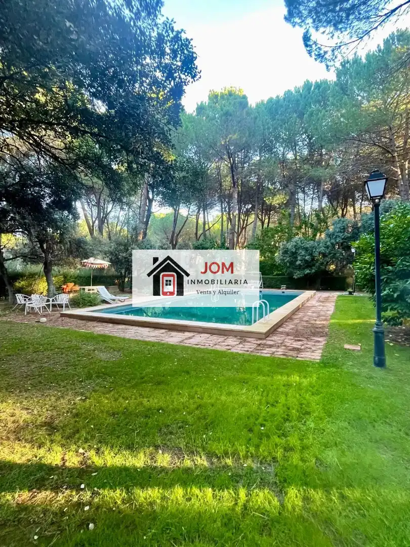 Xalet amb terrassa en venda a Pedanías - Extrarradio