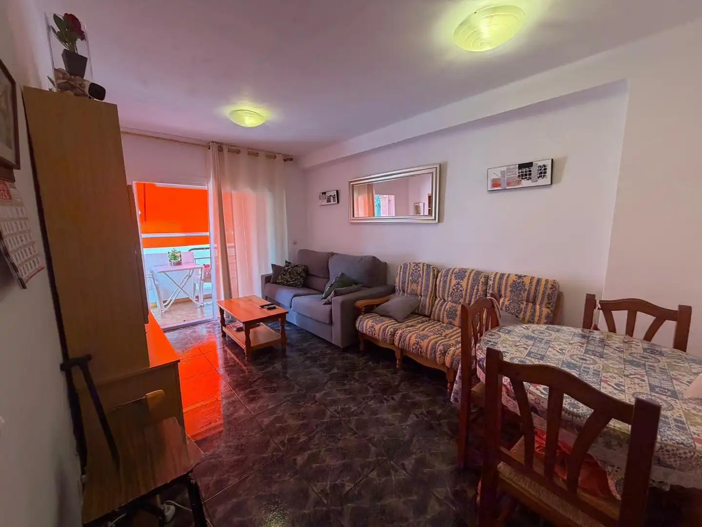 Living room of Apartments for sale in El Vendrell  with Terrace, Furnished and Alarm