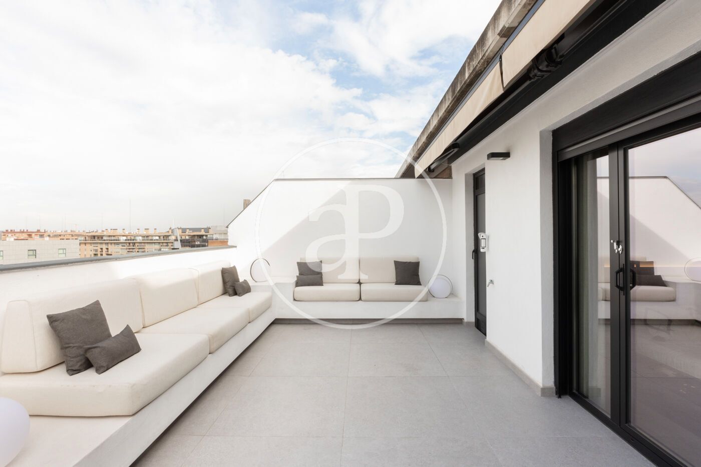 Terrace of Attic for sale in  Valencia Capital  with Air Conditioner, Heating and Private garden