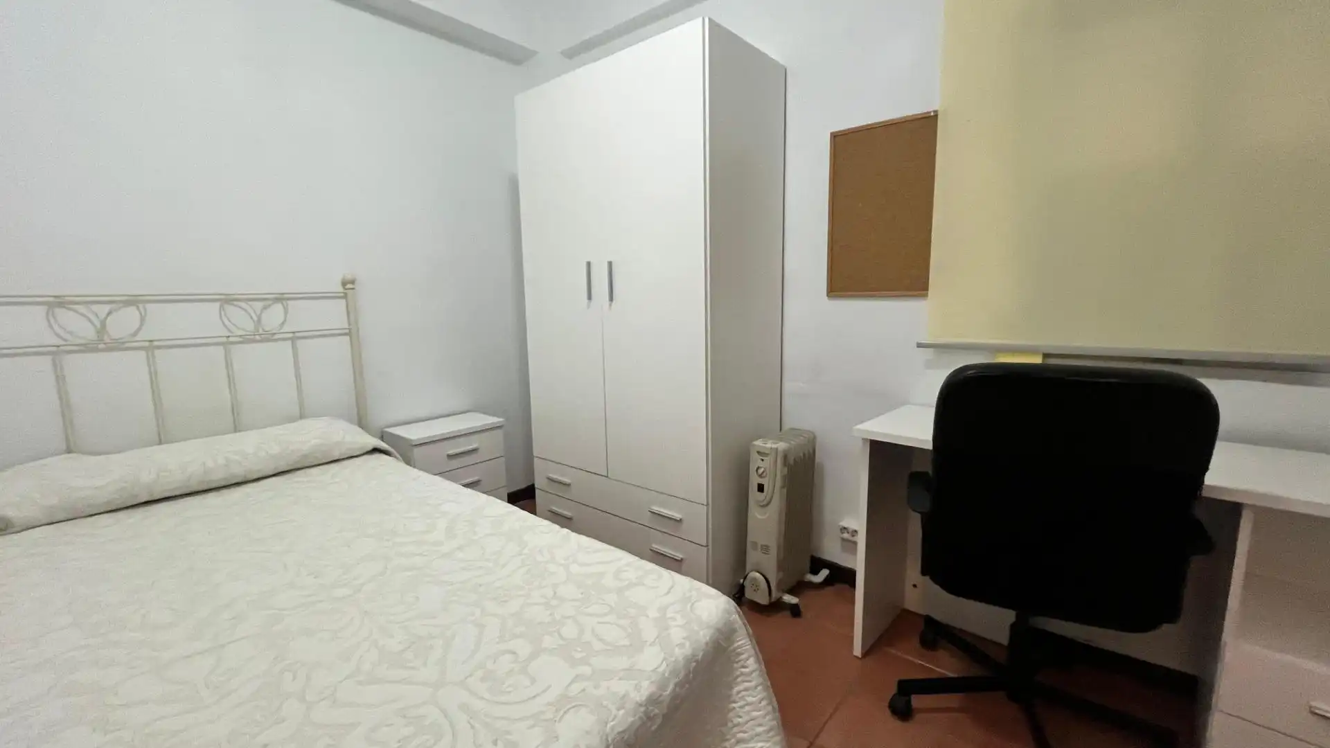 Habitación de Piso de alquiler en Sevilla con Aire acondicionado y Terraza