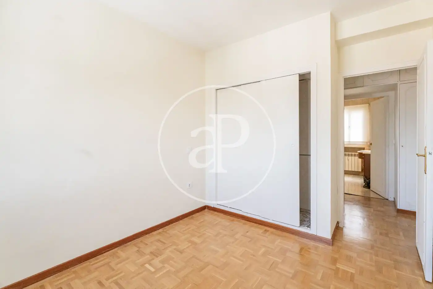 Bedroom of Attic for sale in Madrid  with Air Conditioner, Heating and Private garden