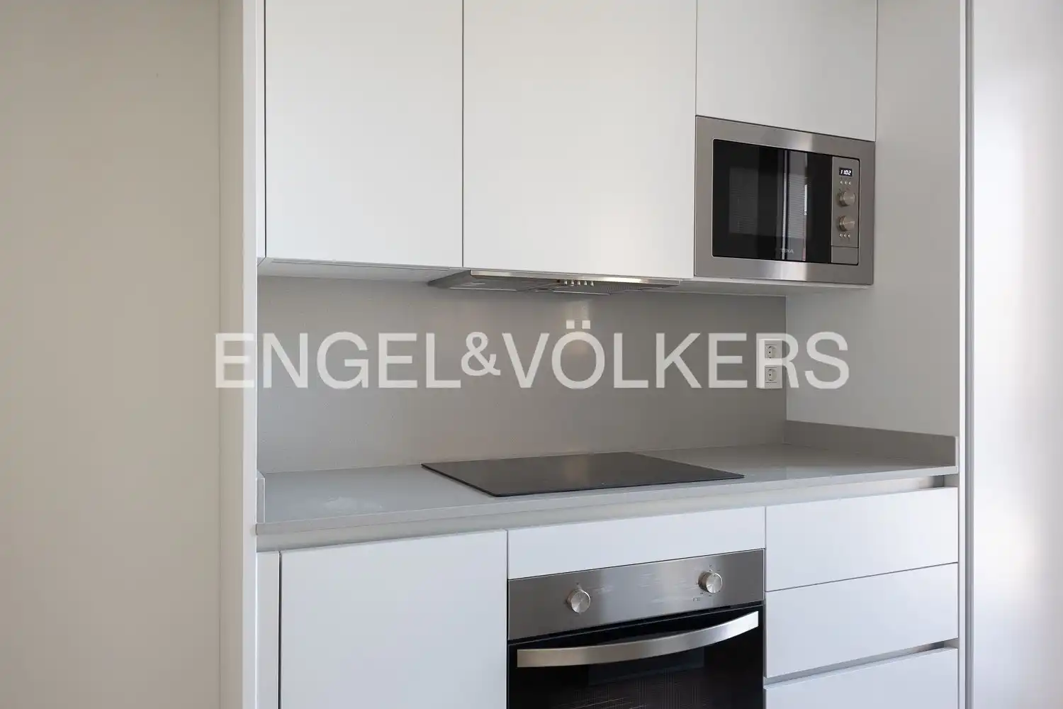Cocina de Piso de alquiler en Valencia con Aire acondicionado, Calefacción y Jardín privado