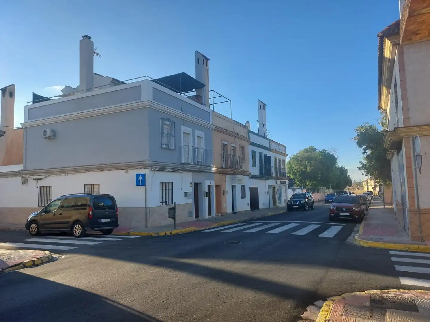 Vista exterior de Piso en venta en Dos Hermanas