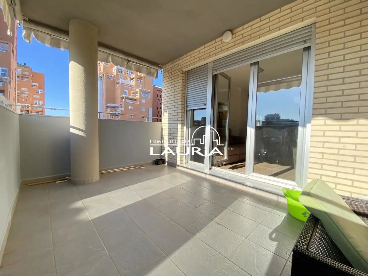 Exterior view of Flat for rent in  Valencia Capital  with Air Conditioner, Heating and Terrace