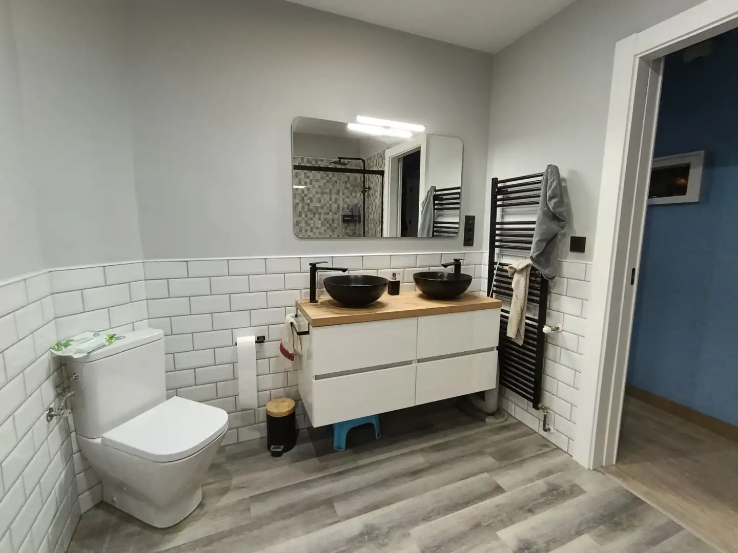 Badezimmer von Wohnung zum Verkauf in Benavente mit Heizung, Parkett und Möbliert