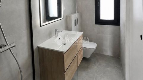 Foto 2 de Casa adosada en venta en Los Hueros, Villalbilla