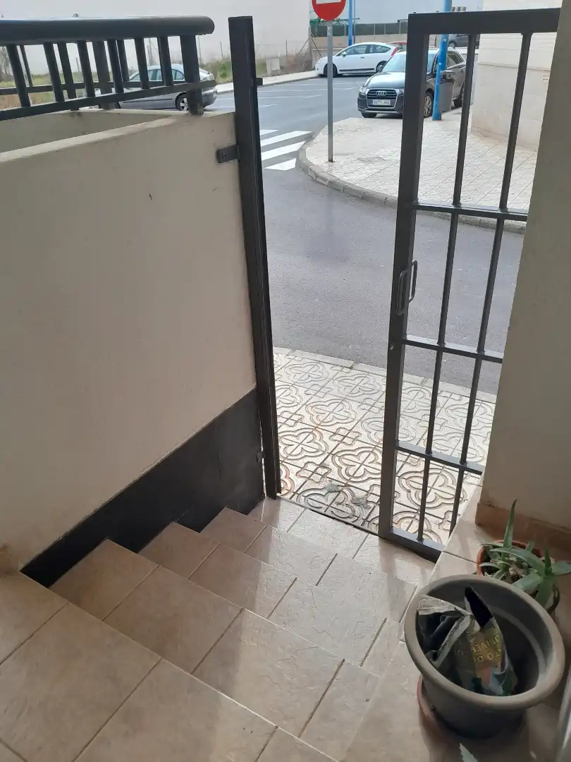 Flat with lift to rent in Llandels, imagen 4