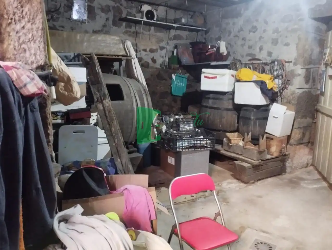 Casa o xalet en venda en Ourense Capital  amb Calefacció, Jardí privat i Moblat