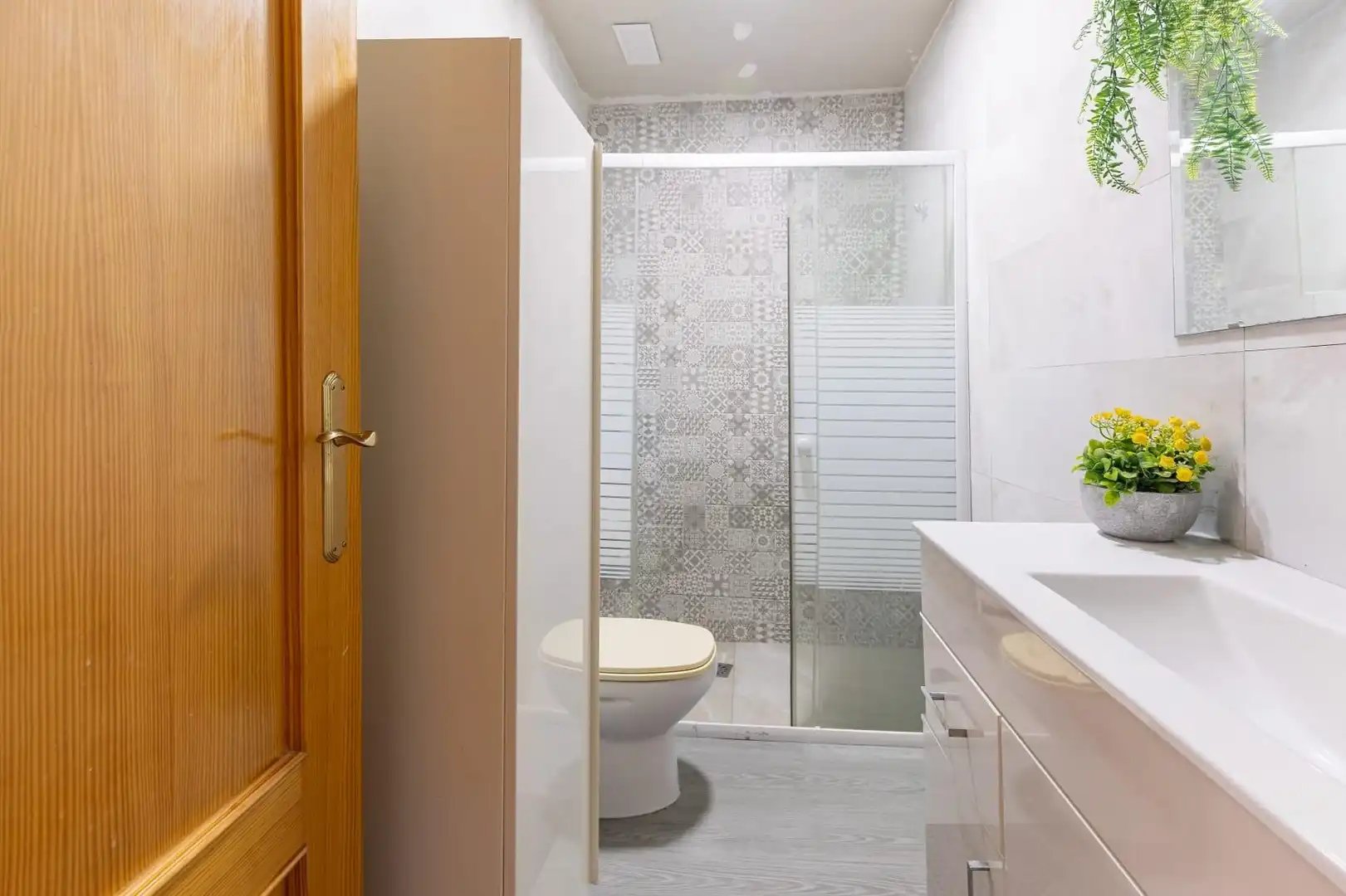 Bathroom of Detached homes for sale in Bellreguard  with Terrace, Storage room and Balcony