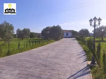 Außenansicht von Country house zum Verkauf in Utrera mit Klimaanlage, Heizung und Privatgarten