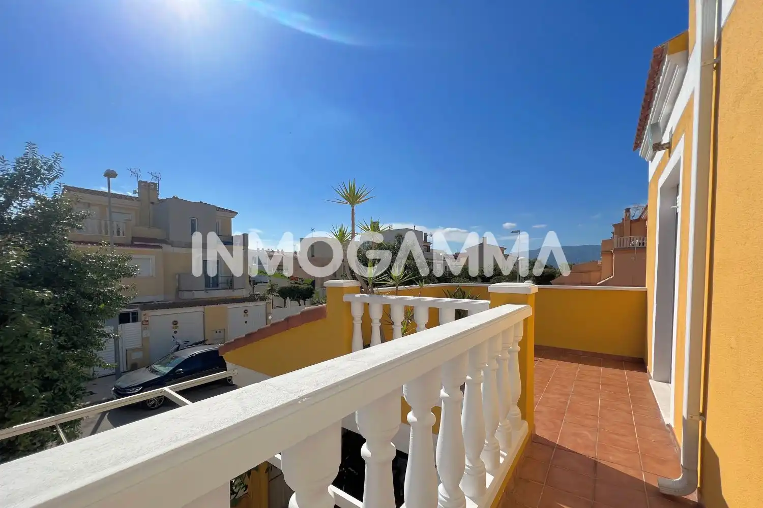 Vista exterior de Casa adosada en venta en Cullera con Terraza y Balcón