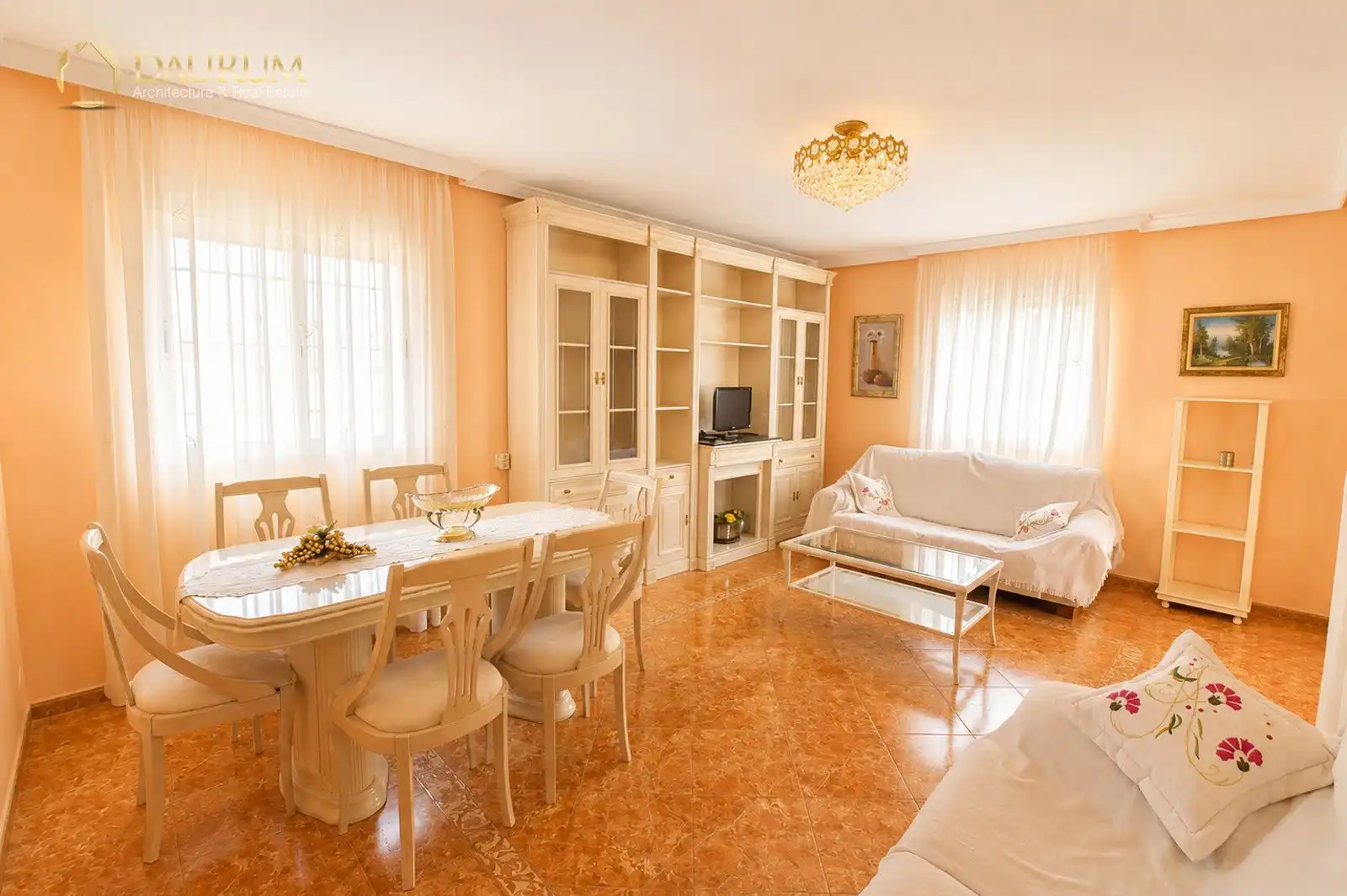 Sala d'estar de Casa o xalet en venda en Alicante / Alacant amb Aire condicionat, Calefacció i Terrassa