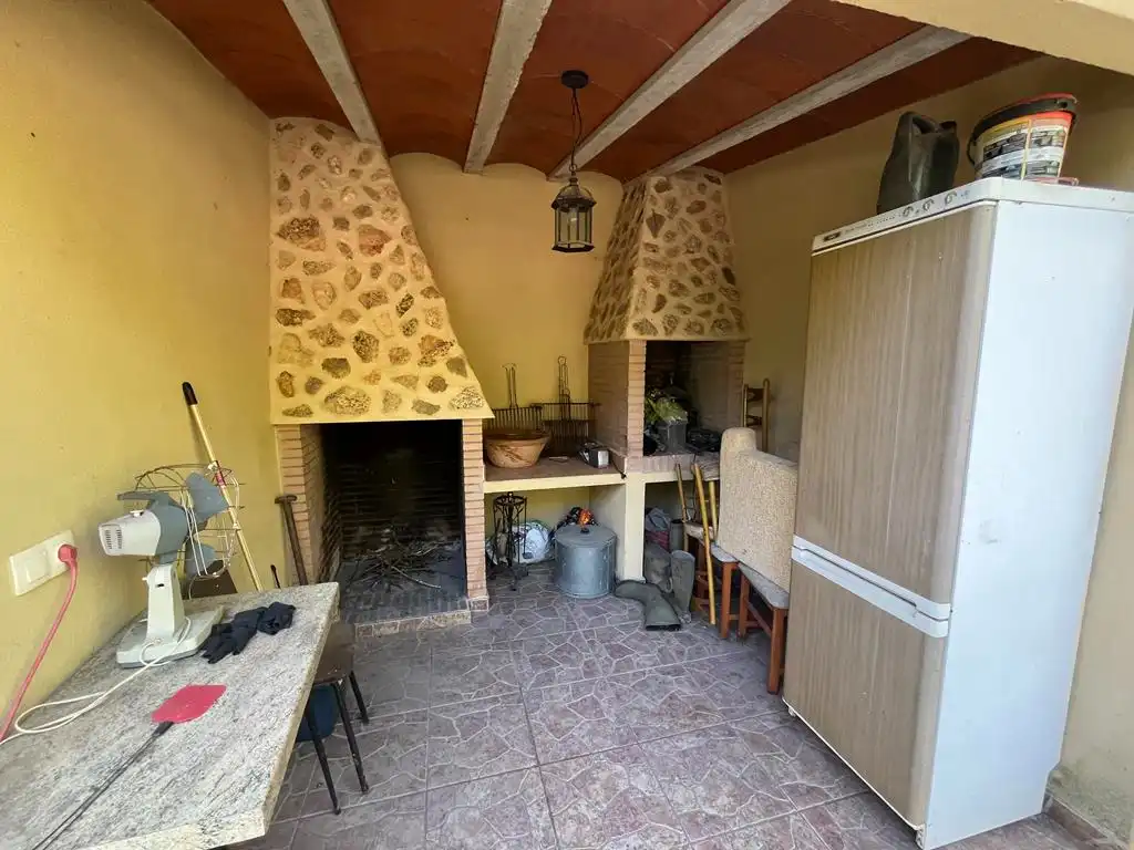 Cuina de Finca rústica en venda en Lezuza amb Traster, Piscina i Moblat