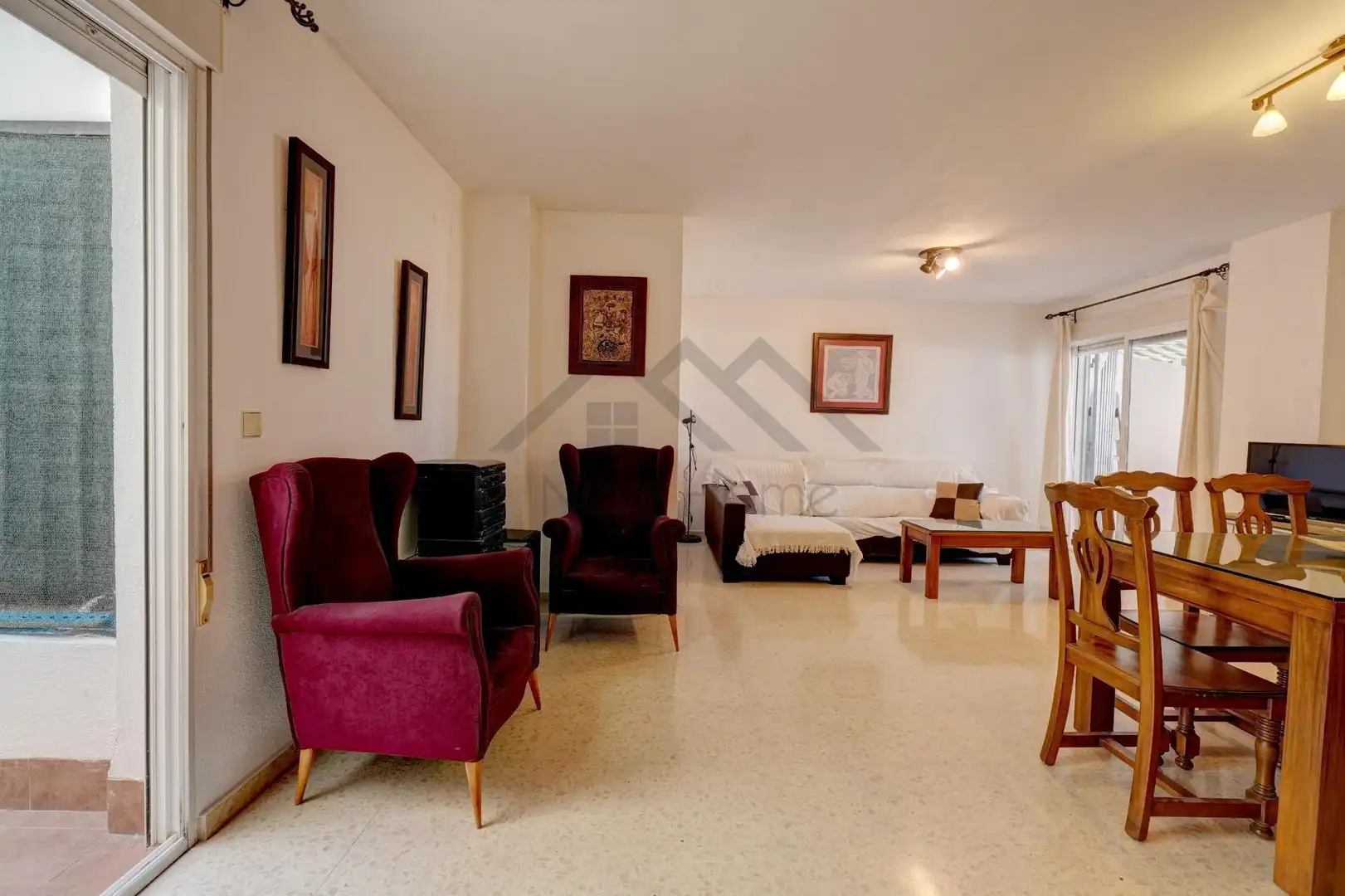 Sala de estar de Piso en venta en La Pobla de Vallbona con Aire acondicionado y Terraza
