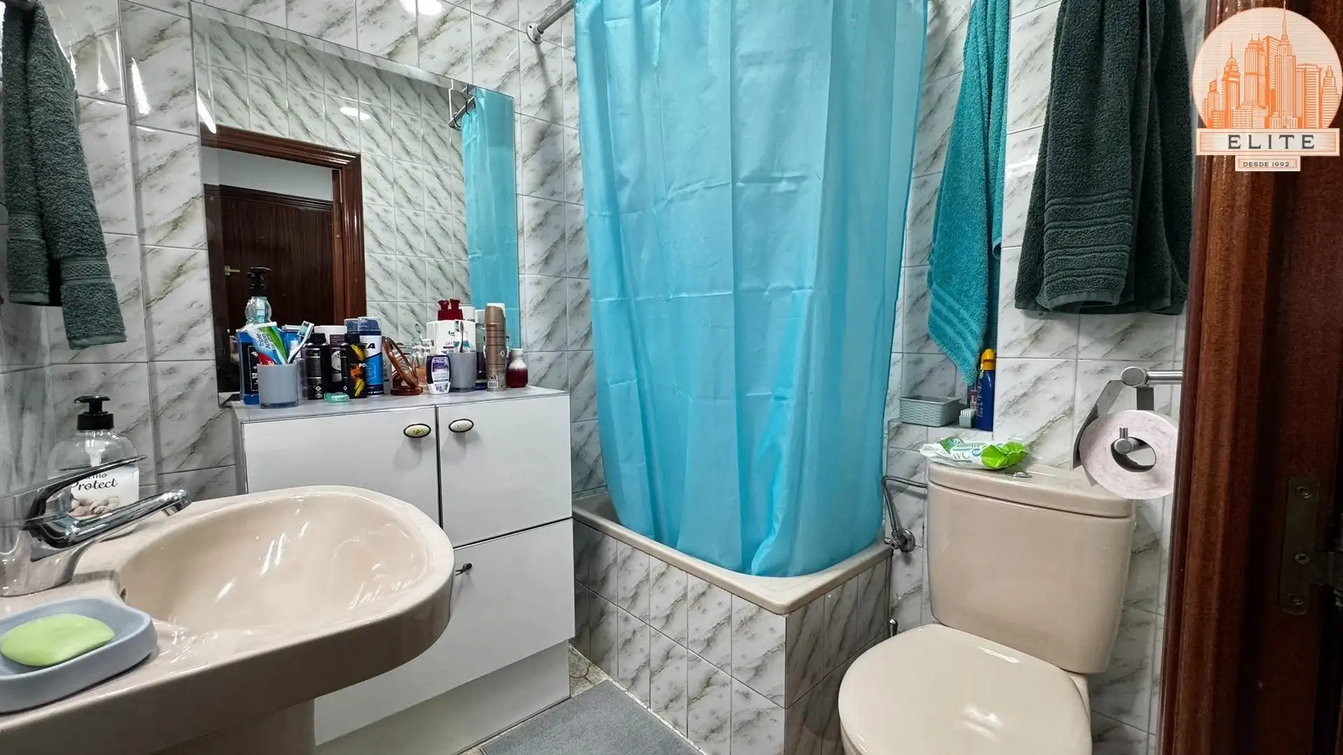 Baño de Piso en venta en Alcorcón con Calefacción