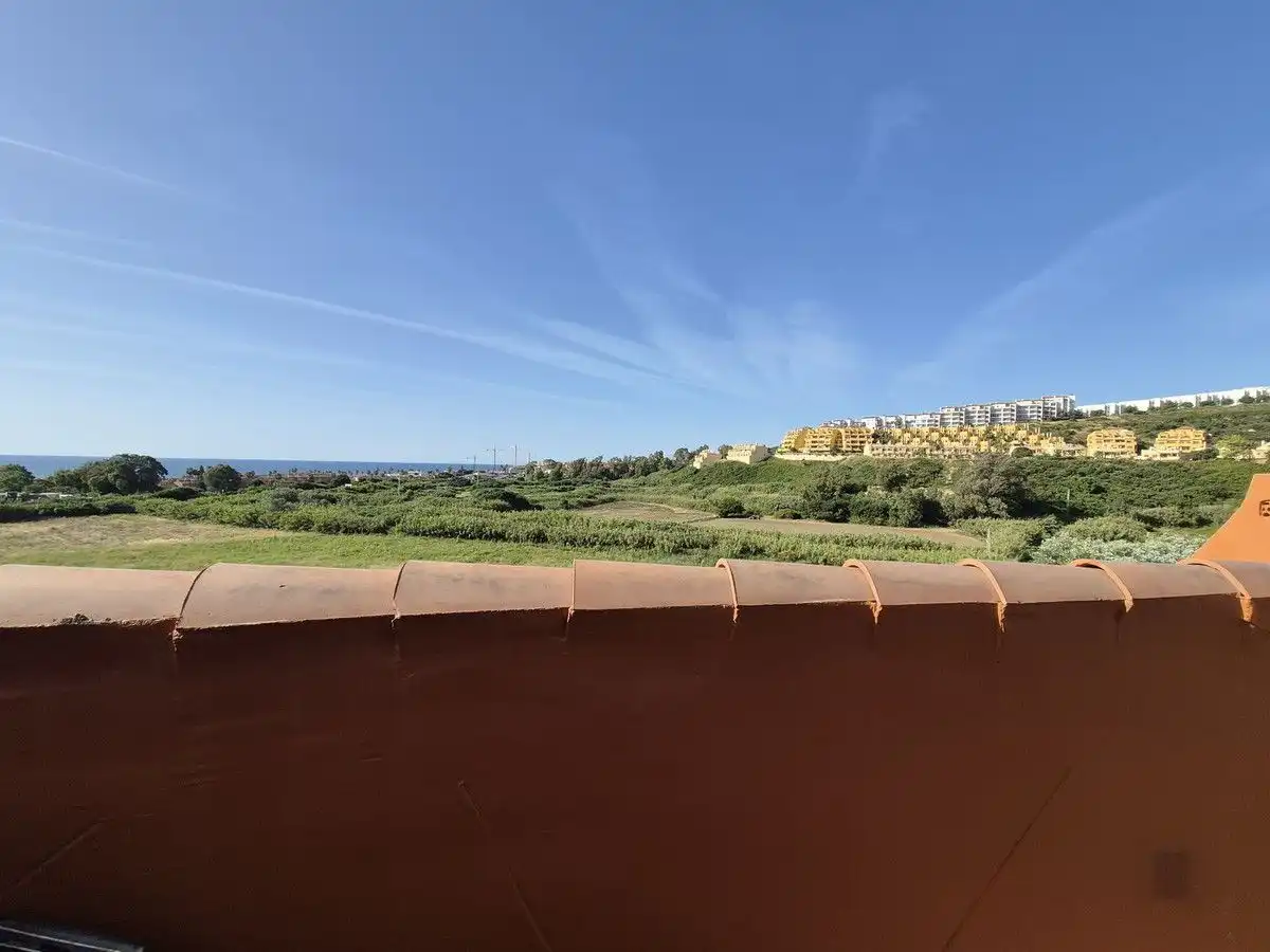 Außenansicht von Dachboden zum Verkauf in Manilva mit Klimaanlage, Heizung und Terrasse