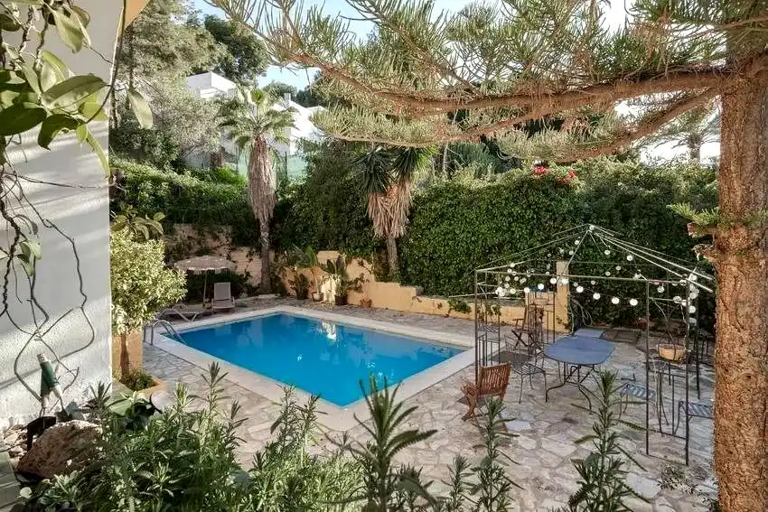 Schwimmbecken von Haus oder Chalet zum Verkauf in Málaga mit Klimaanlage, Heizung und Privatgarten