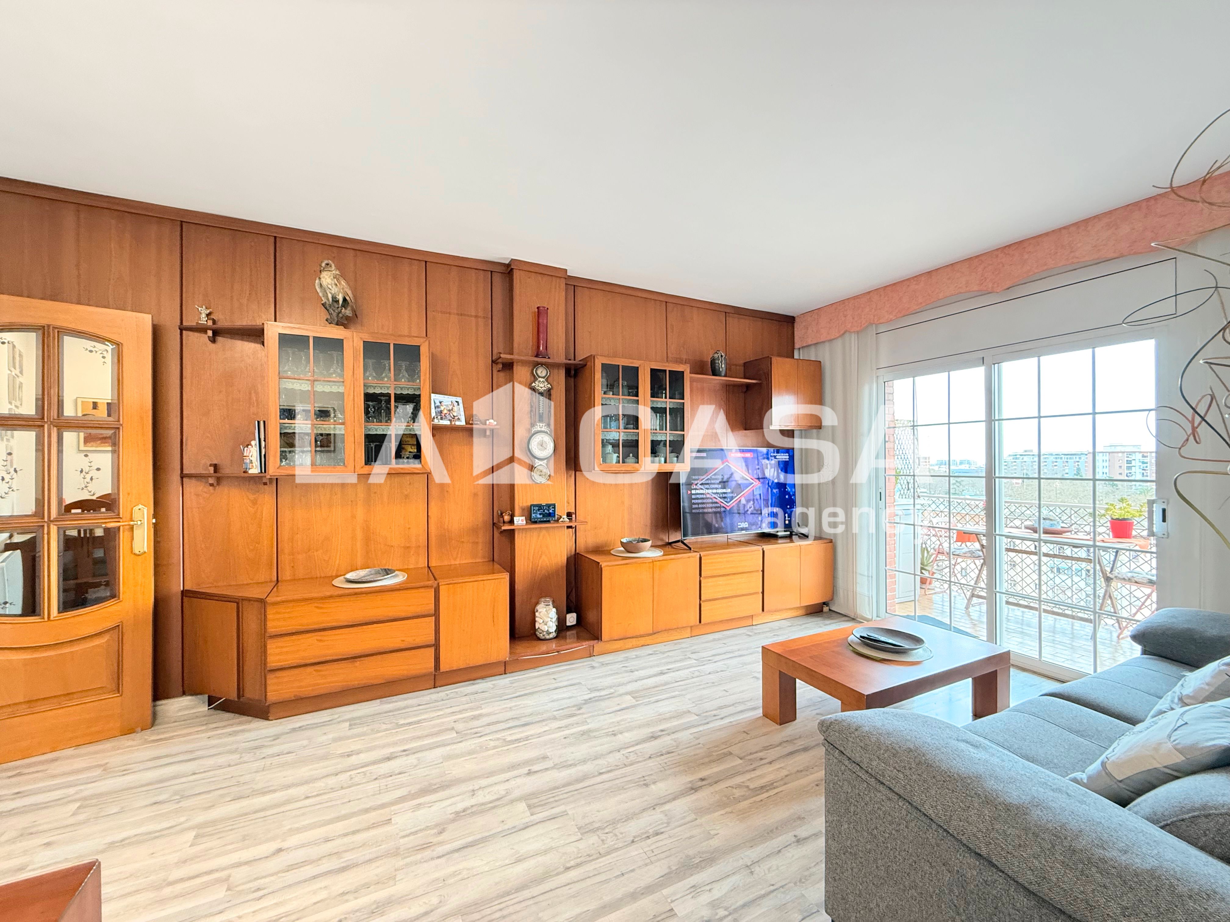 Living room of Flat for sale in Badalona  with Heating and Balcony