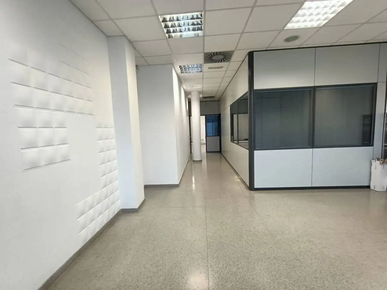 Locale commerciale in affitto a Calle Montnegre, imagen 9