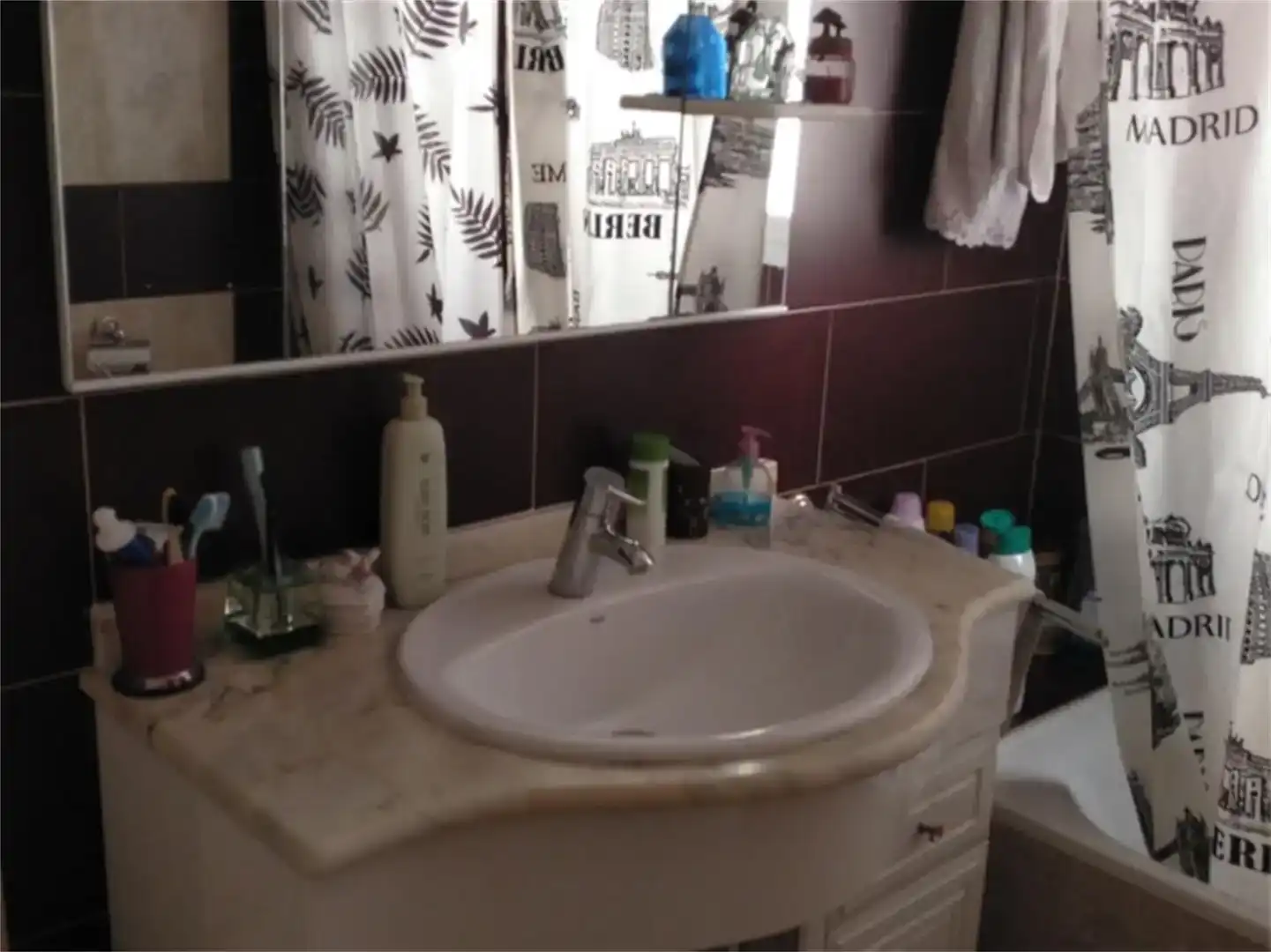 Baño de Piso en venta en Cartagena con Aire acondicionado, Jardín privado y Amueblado