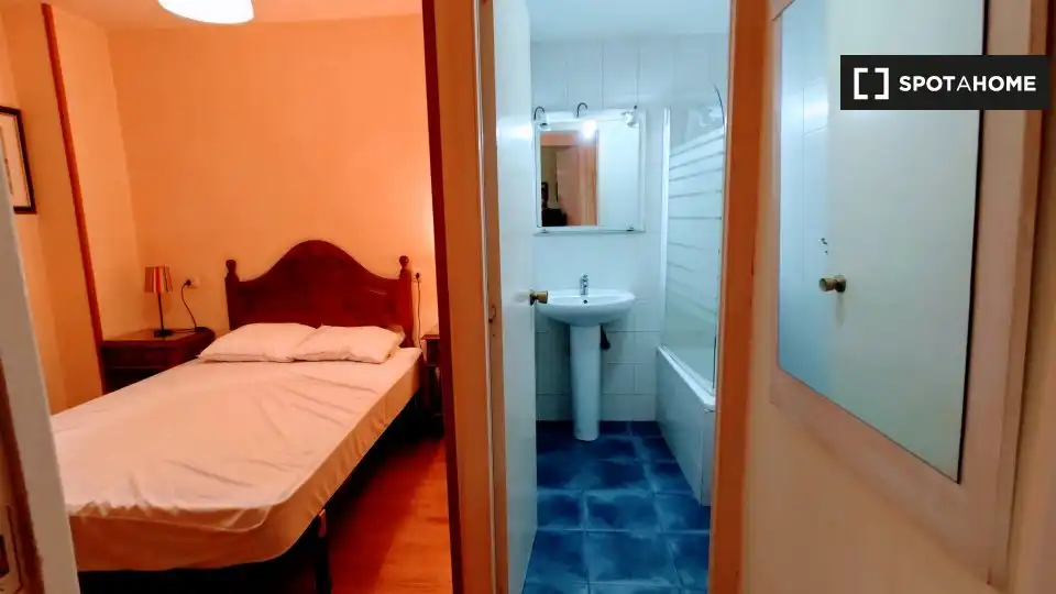 Room in Santa Marta de Tormes