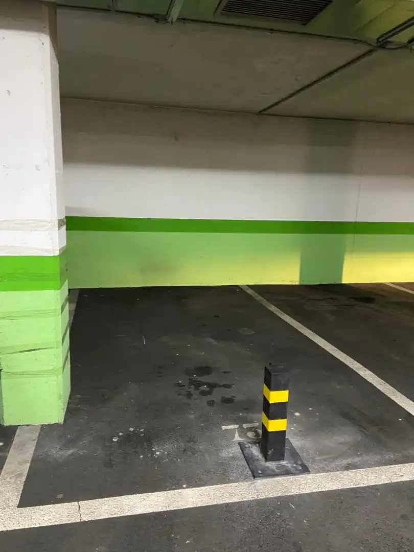 Aparcament de Garatge en venda en Llanera
