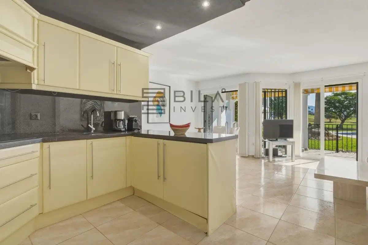Flat for sale in La Siesta, Mijas Golf