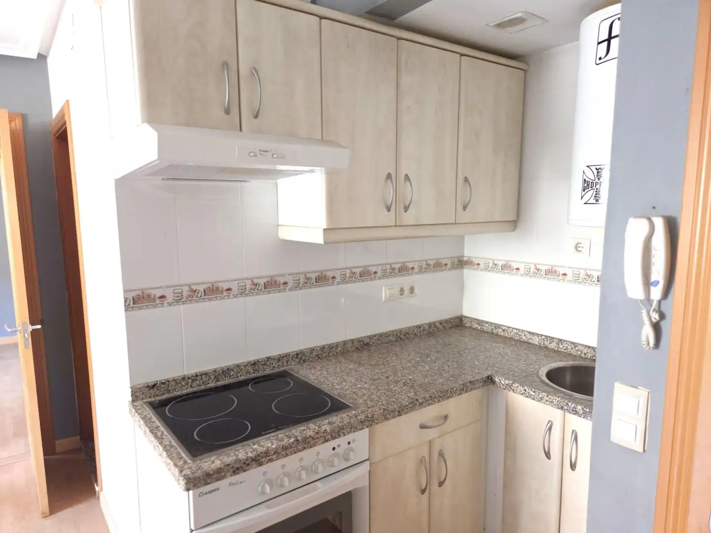 Cuina de Apartament en venda en Aller amb Calefacció