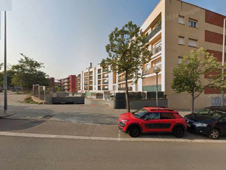 Parking of Garage to rent in Sabadell
