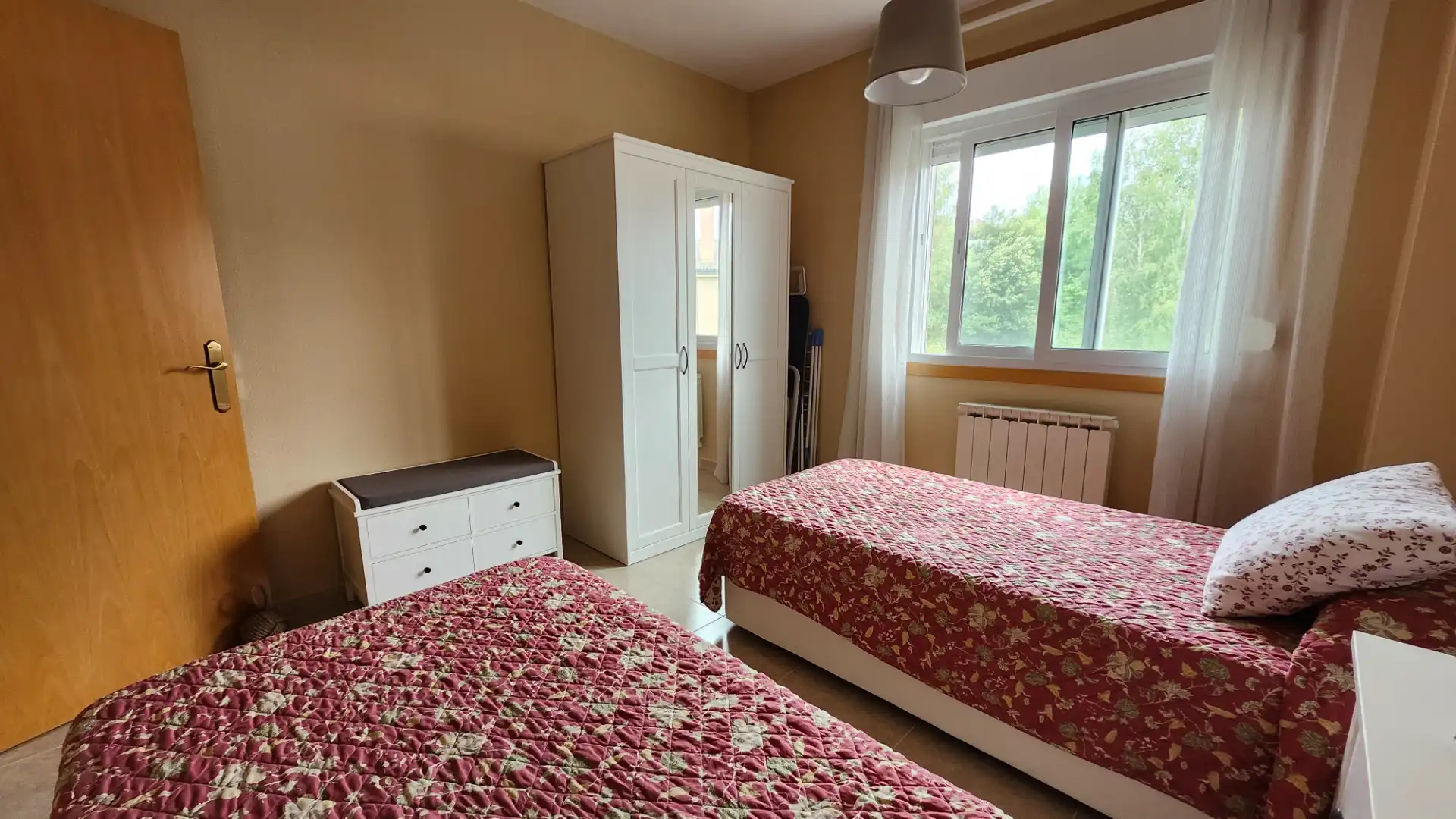 Habitación de Piso en venta en Miño con Calefacción y Trastero