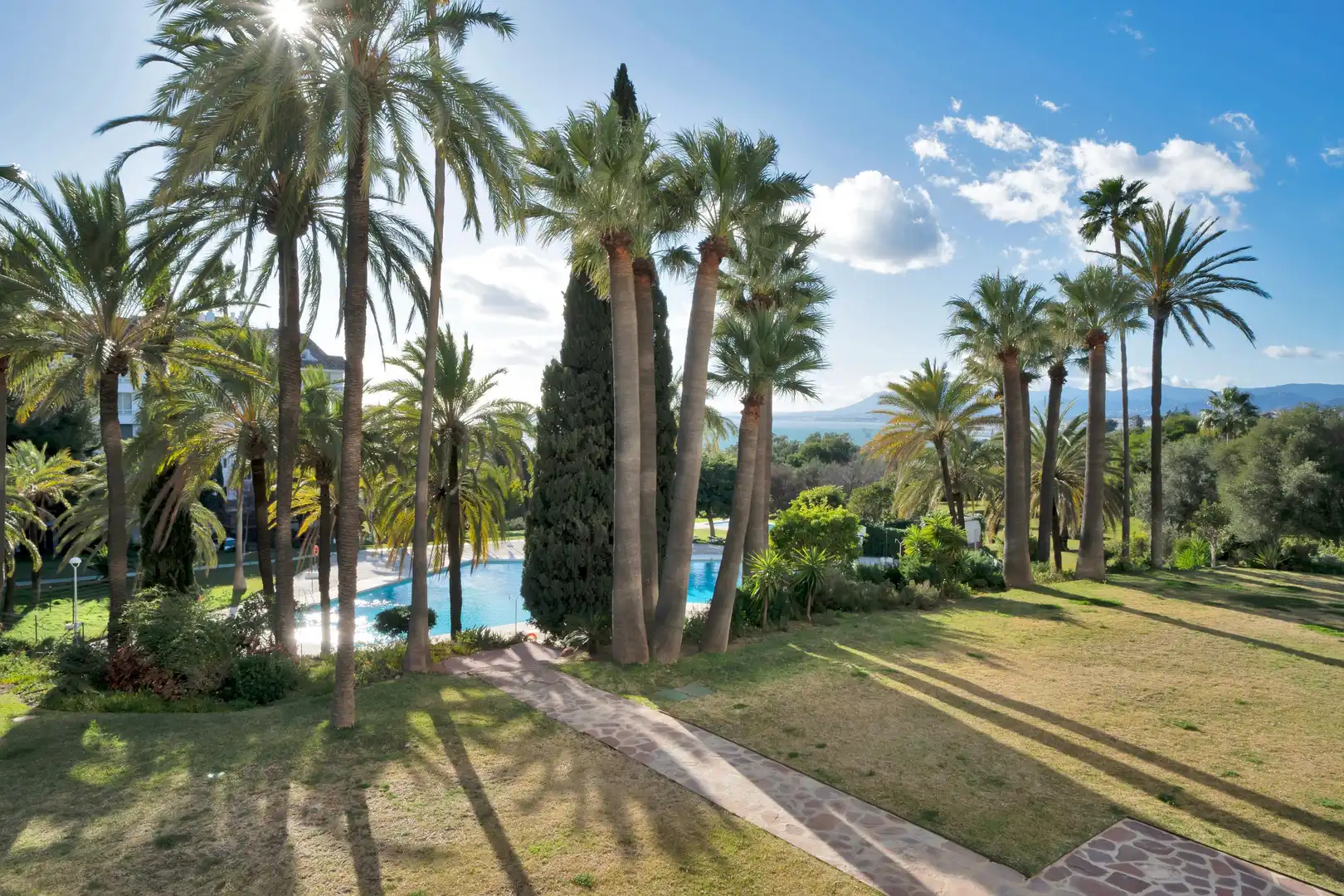 Apartments for rent in Urbanización Golf Río Real #Urb Torre Real plant, Río Real