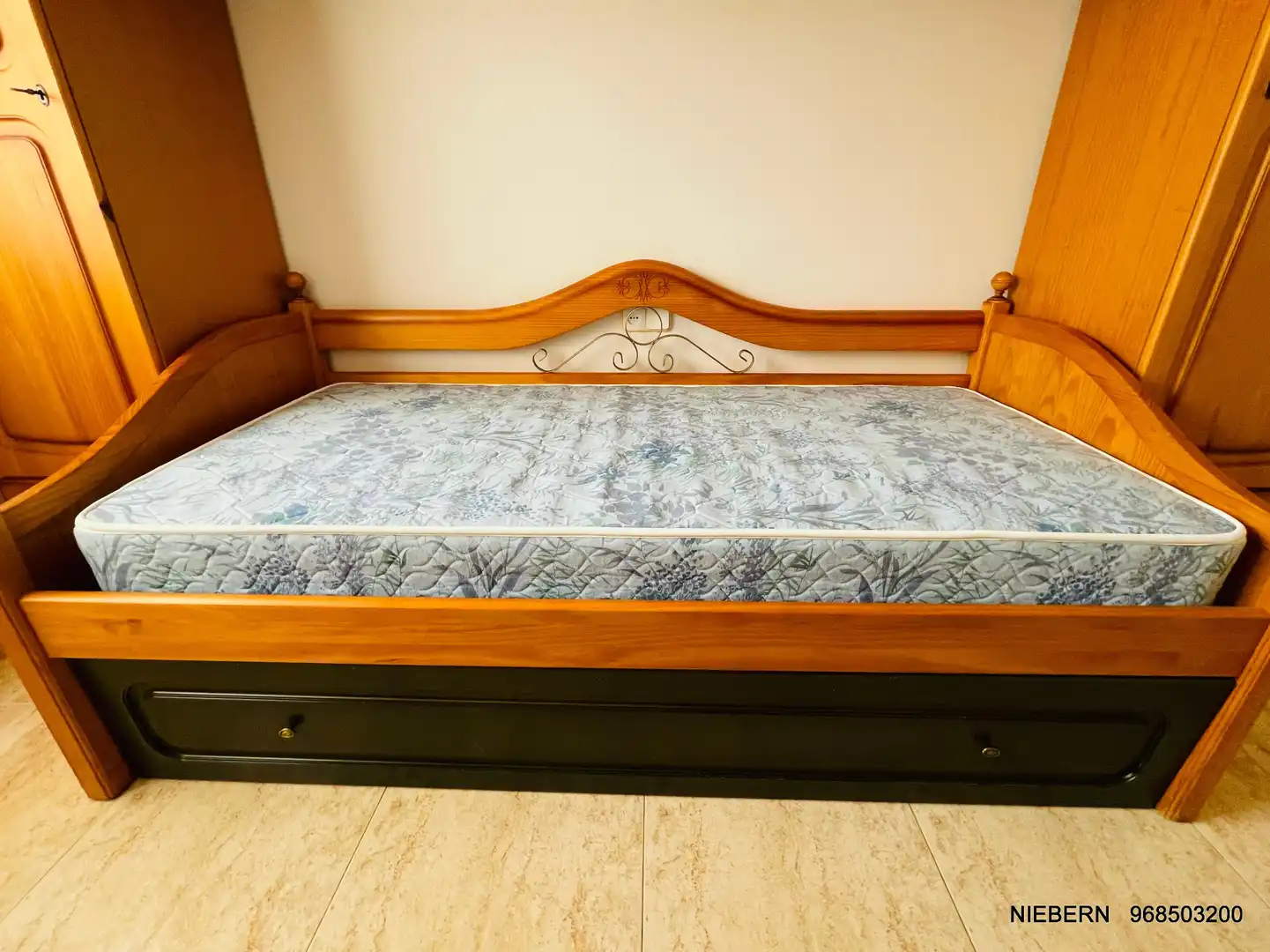 Flat with terrace to rent in Avenida de Venecia, imagen 42