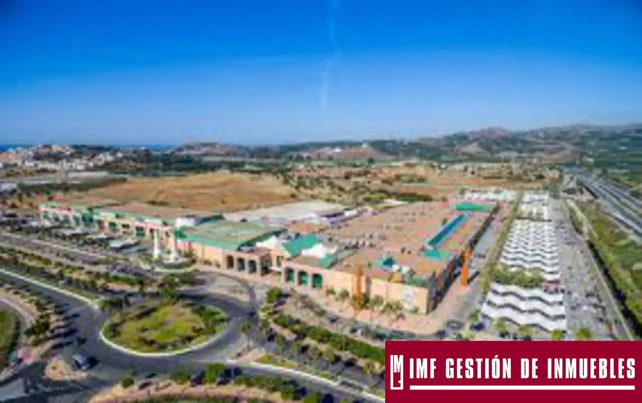 Vista exterior de Terreno industrial en venta en Vélez-Málaga