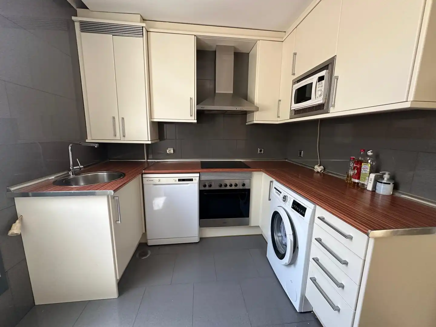 Cocina de Piso en venta en Torrelodones con Calefacción, Jardín privado y Terraza