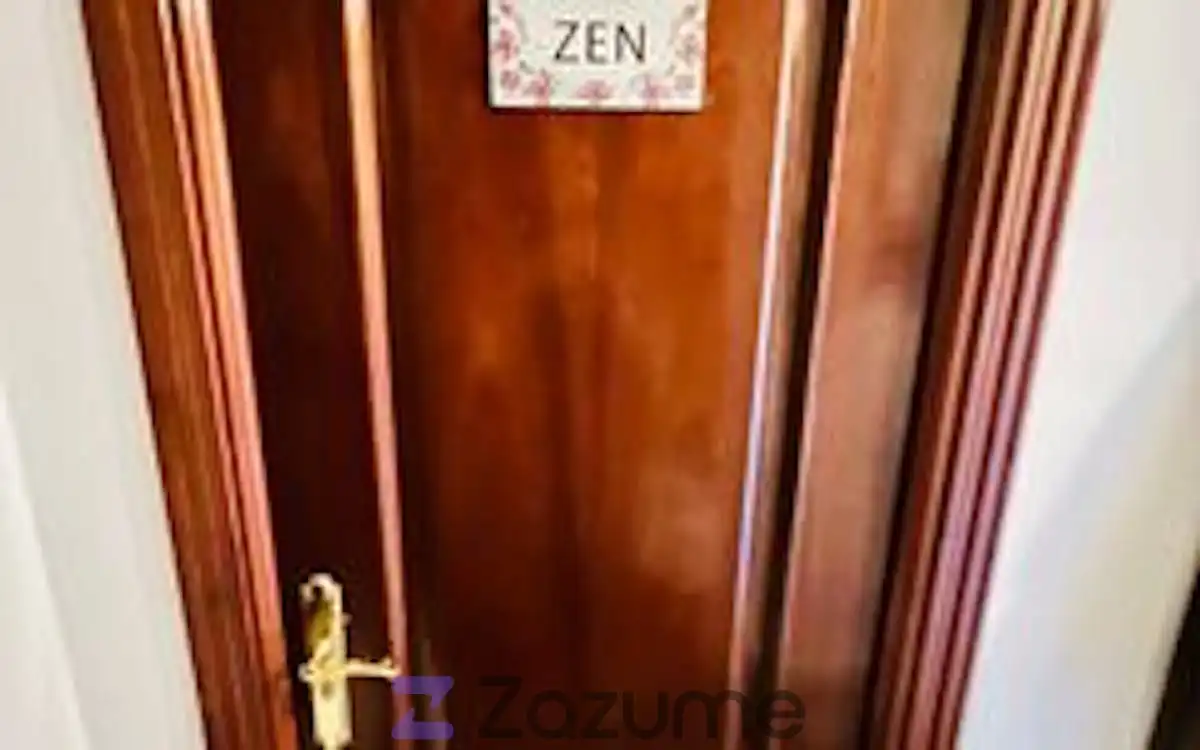 Room in C. Empleo Juvenil, Orcasitas